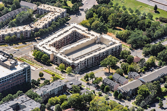 1010-west-trade-air-6714