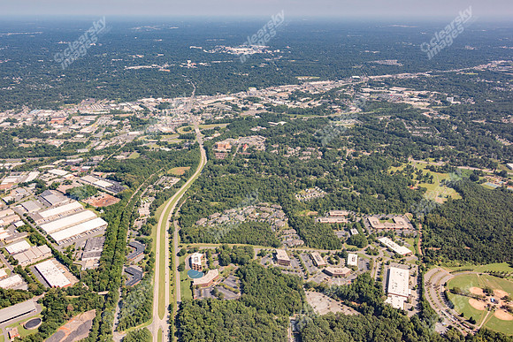 airport-overlook-plaza-air-6834