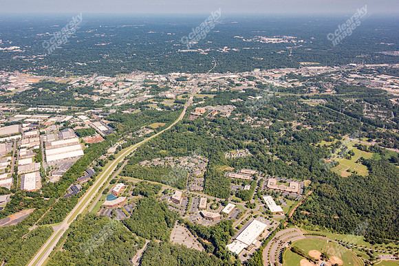 airport-overlook-plaza-air-6840