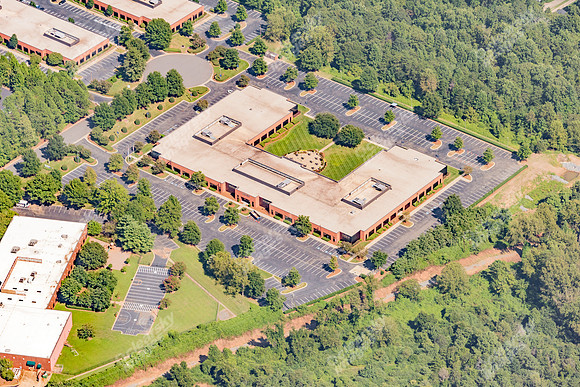 airport-overlook-plaza-air-6846