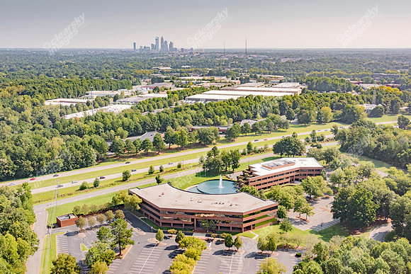 airport-overlook-plaza-air-7141