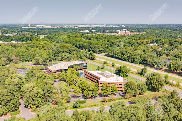 airport-overlook-plaza-air-7178