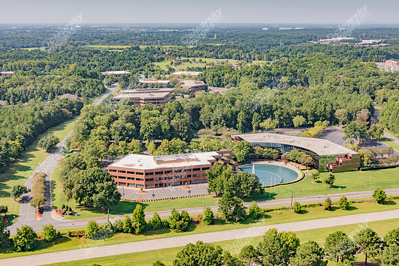airport-overlook-plaza-air-7190