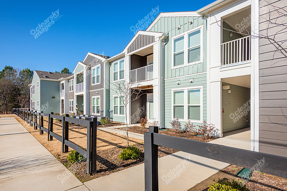 13511-montoy-ext1621