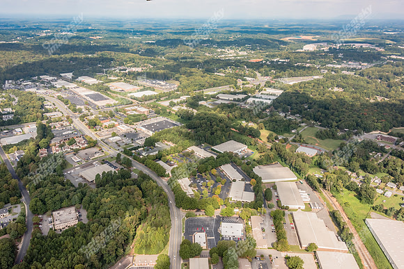 university-commercial-air-8264