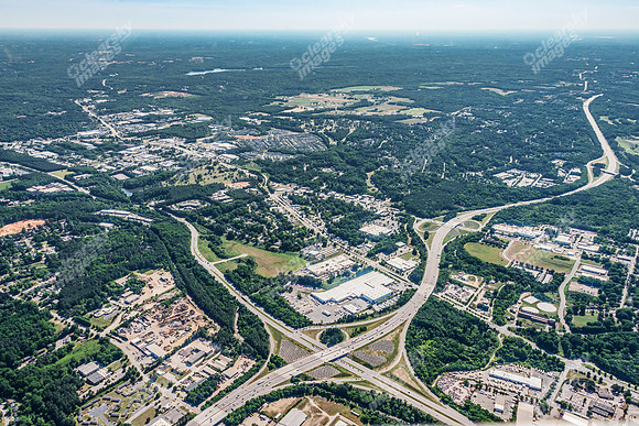 2201-s-wilmington-air-8045