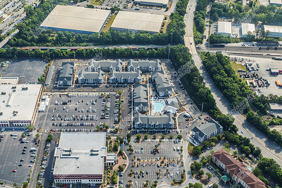 2403-mall-air-1422