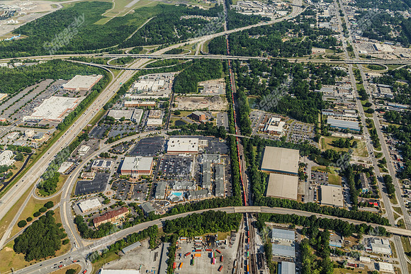 2403-mall-air-1470