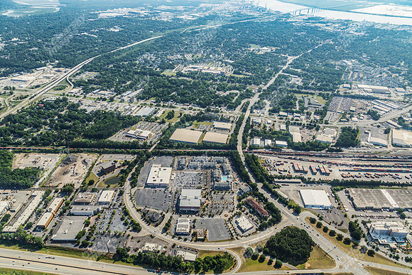 2403-mall-air-1485