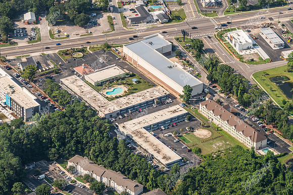 4903-market-air5365