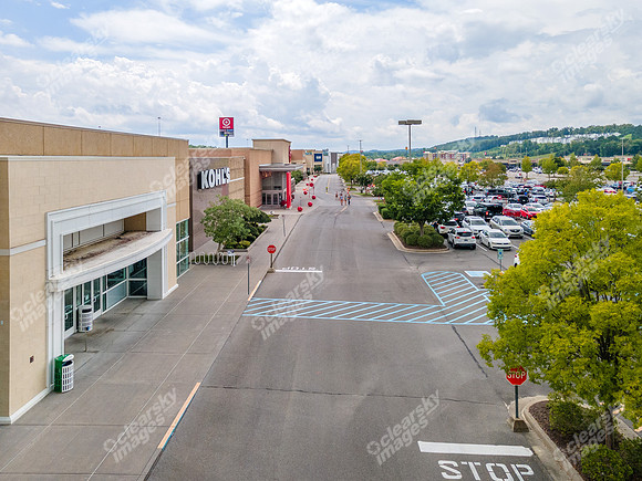 4580-frontage-drn0888