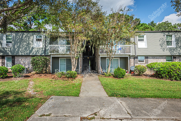 6520-dorchester-ext7937
