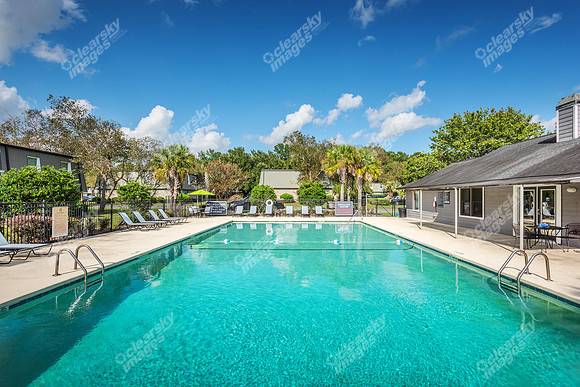 6520-dorchester-ext8291