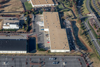 airport-center-112114-2845