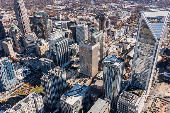 clt-cbd-401-s-college-2458