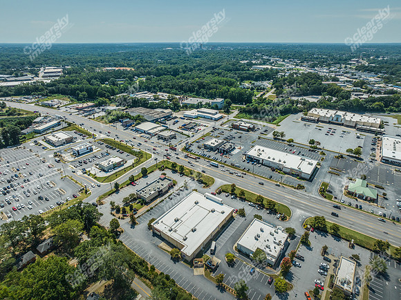 3210-n-pleasantburg-drn0657