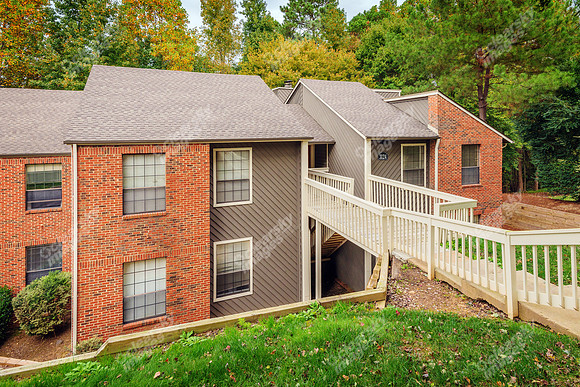 reagatta-lake-lynn-apts-10