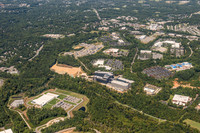 2405-governor-air1495