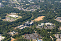 2405-governor-air1537