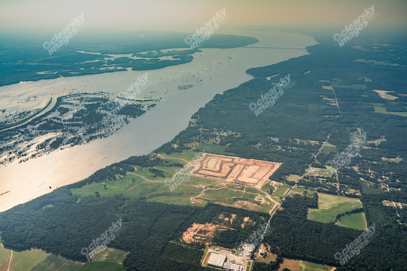 old-river-air7379