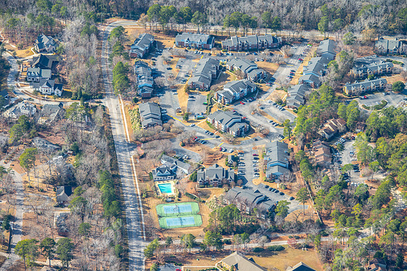 hampton-courts-apts-air-0067