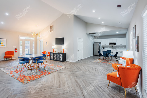 2295-pineview-int8499
