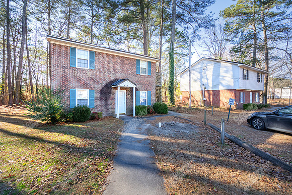 909-planters-ext009