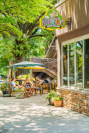plaza-midwood-ext-0303