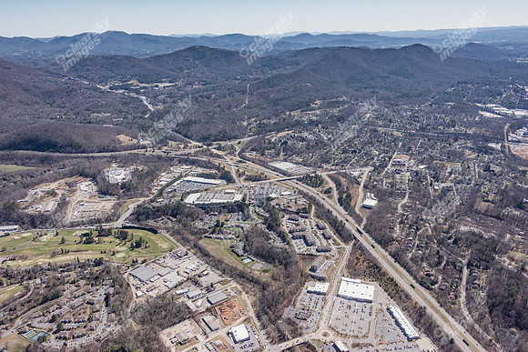 1906-river-ridge-air-1028