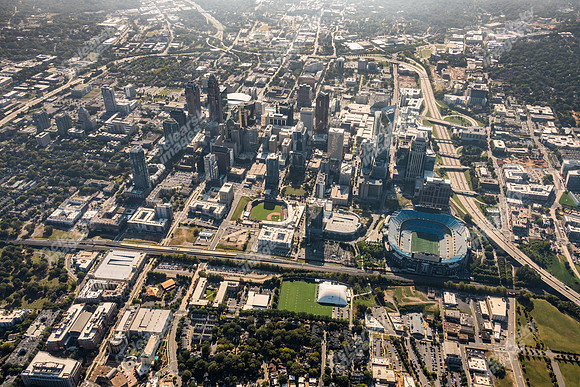 uptown-clt-cbd-100423-air3561