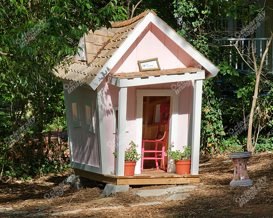 pink-house-728