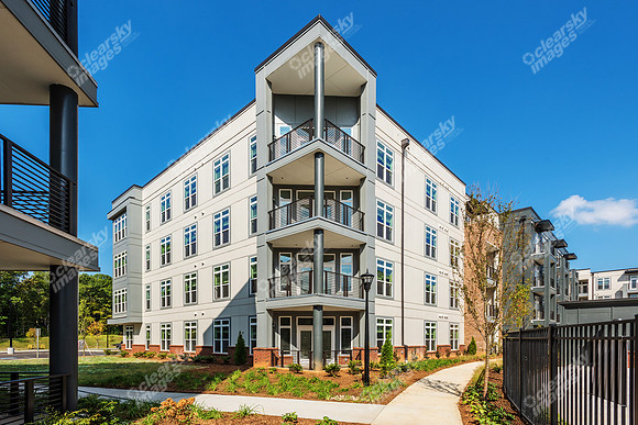 4520-charlotte-ext1158B
