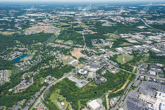 605-towne-center-air-7414