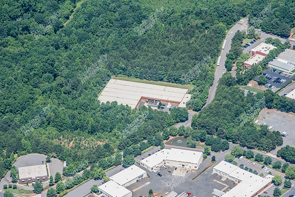 1900-assoc-cntr-park-air-7685