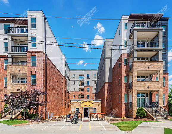 plaza-midwood-ext-8731