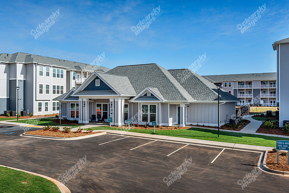 1505-cromwell-ext0646B