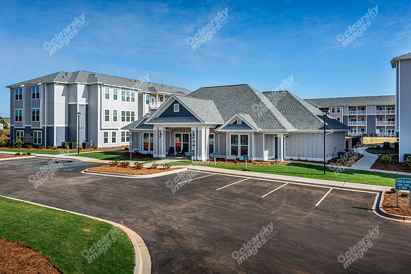1505-cromwell-ext0646