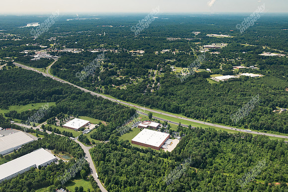 oaks-pkwy-air-3061