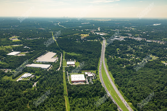 oaks-pkwy-air-3068