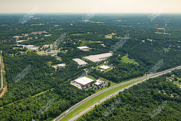 oaks-pkwy-air-3075