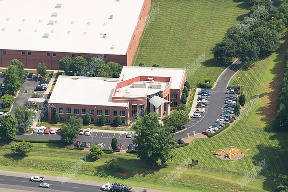 oaks-pkwy-air-3083