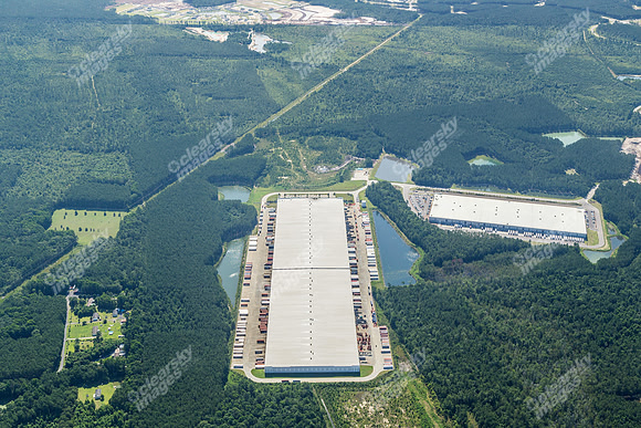 400-trade-zone-blvd-air-6383