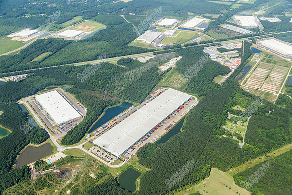 400-trade-zone-blvd-air-6389