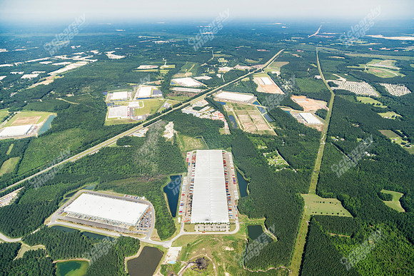 400-trade-zone-blvd-air-6390