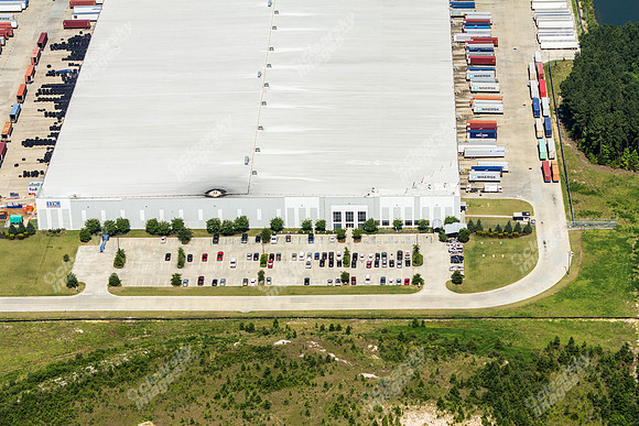 400-trade-zone-blvd-air-1898