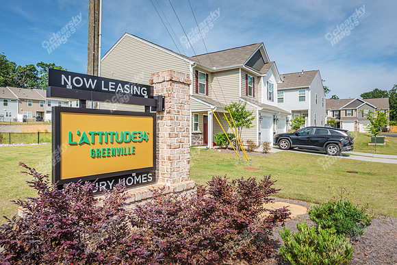 316-glover-ext0025
