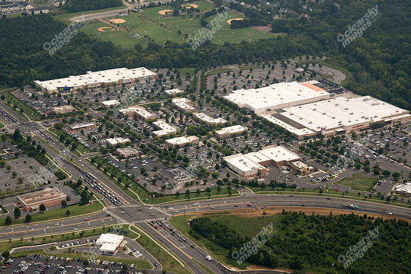 rivergate-shopping-center-081614-457