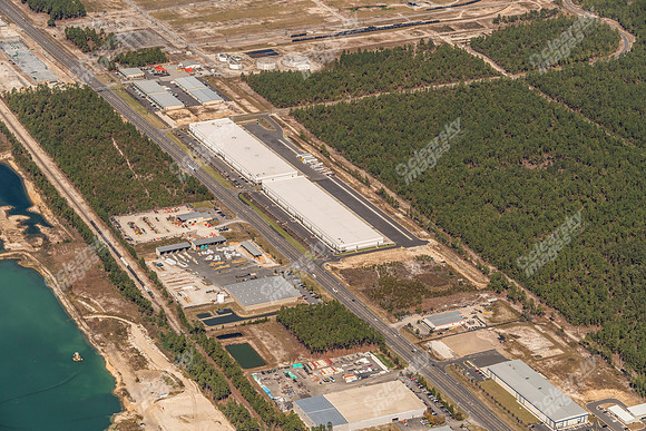 4220-n-hwy-421-air5673
