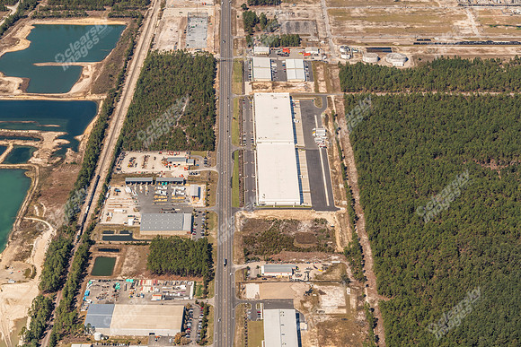 4220-n-hwy-421-air5685