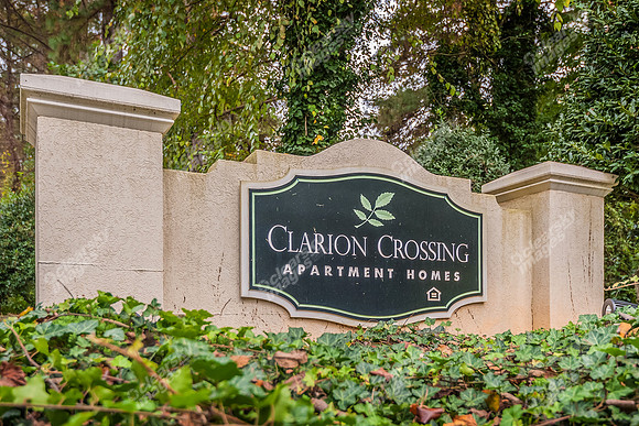 clarion-crossing-apts-11